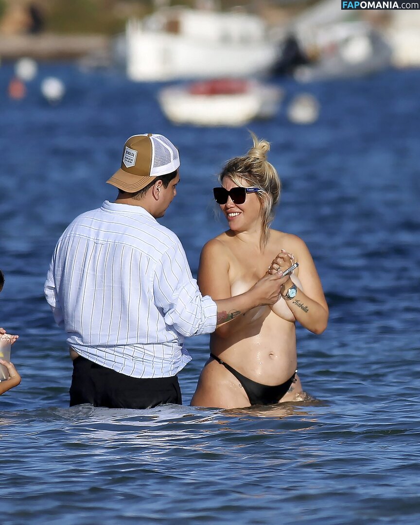 Icardi / Wanda Nara / badbitchwan / wanda_nara / wanditanara Nu OnlyFans  Photo fuitée #388