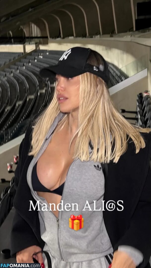 Icardi / Wanda Nara / badbitchwan / wanda_nara / wanditanara Nu OnlyFans  Photo fuitée #507