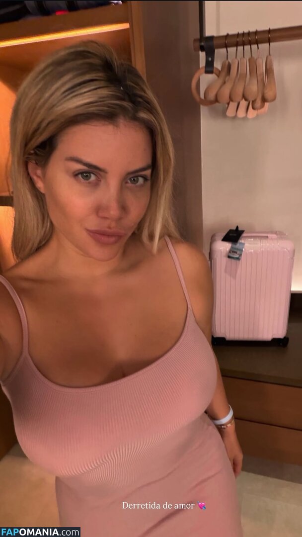 Icardi / Wanda Nara / badbitchwan / wanda_nara / wanditanara Nu OnlyFans  Photo fuitée #510