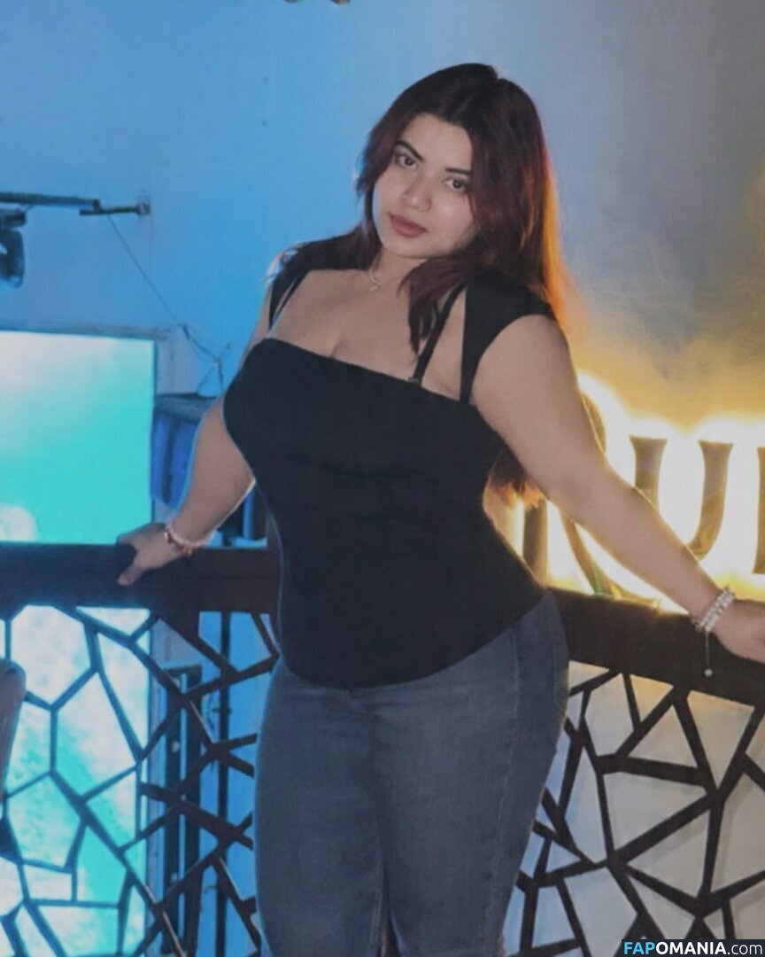 Wanderlust.rawat / ammu_rawat19 Nu OnlyFans  Photo fuitée #4