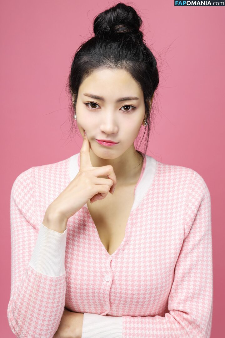 Watanabe Rui / https: / rui_1oo8 Nu OnlyFans  Photo fuitée #3