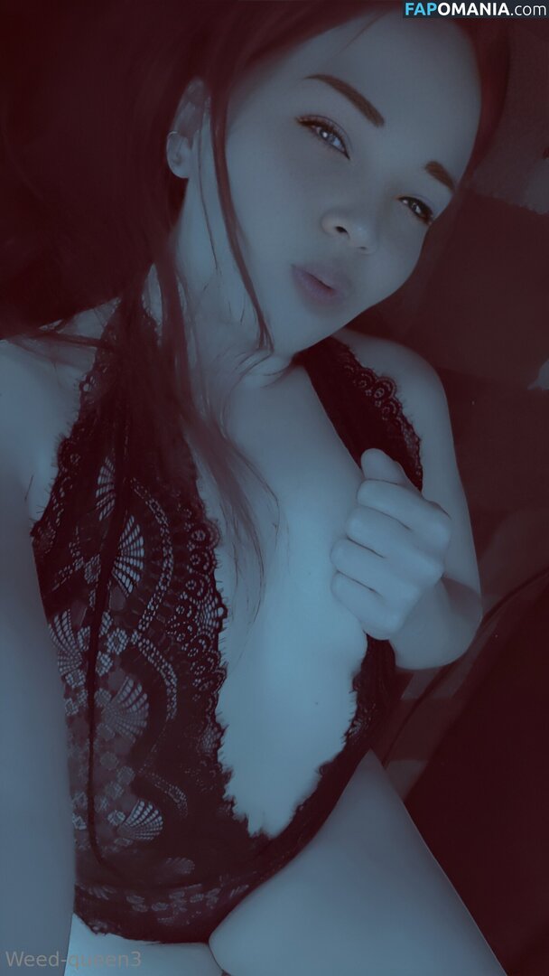 weedqueen33 / weedqueenofficialpage Nu OnlyFans  Photo fuitée #20