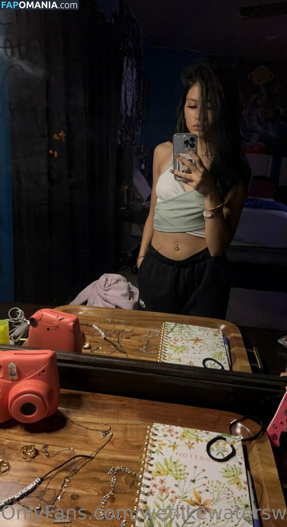 Acacia Gracelyn / The.better.acacia / acacia_gracelyn / wetlikewatersweetlike Nu OnlyFans  Photo fuitée #12