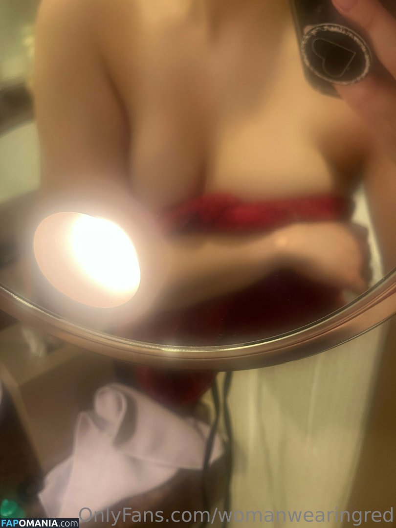 womanwearingred Nu OnlyFans  Photo fuitée #42