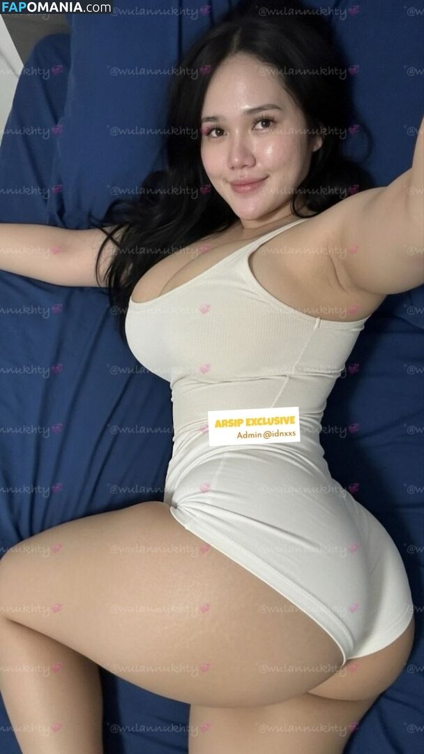 fitriwln / https: / wulannukhty / xxbbywlnn Nu OnlyFans  Photo fuitée #6
