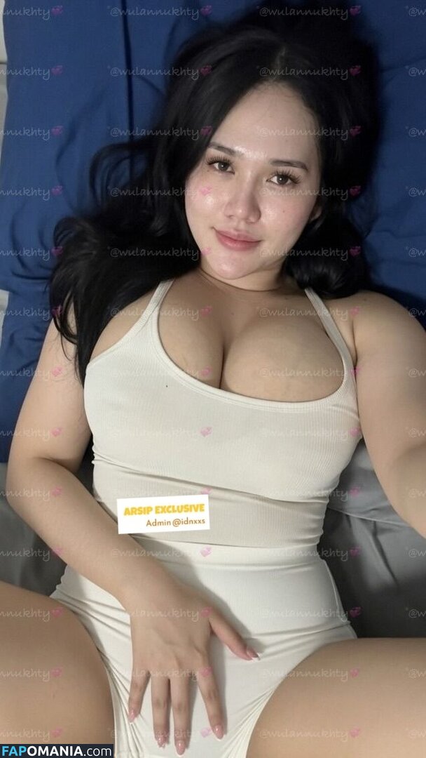fitriwln / https: / wulannukhty / xxbbywlnn Nu OnlyFans  Photo fuitée #7