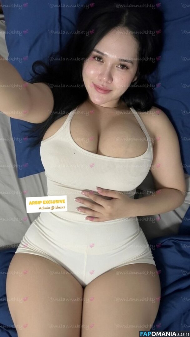 fitriwln / https: / wulannukhty / xxbbywlnn Nu OnlyFans  Photo fuitée #9