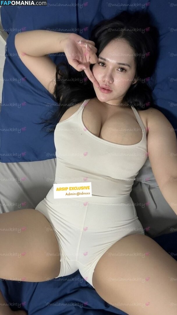 fitriwln / https: / wulannukhty / xxbbywlnn Nu OnlyFans  Photo fuitée #15