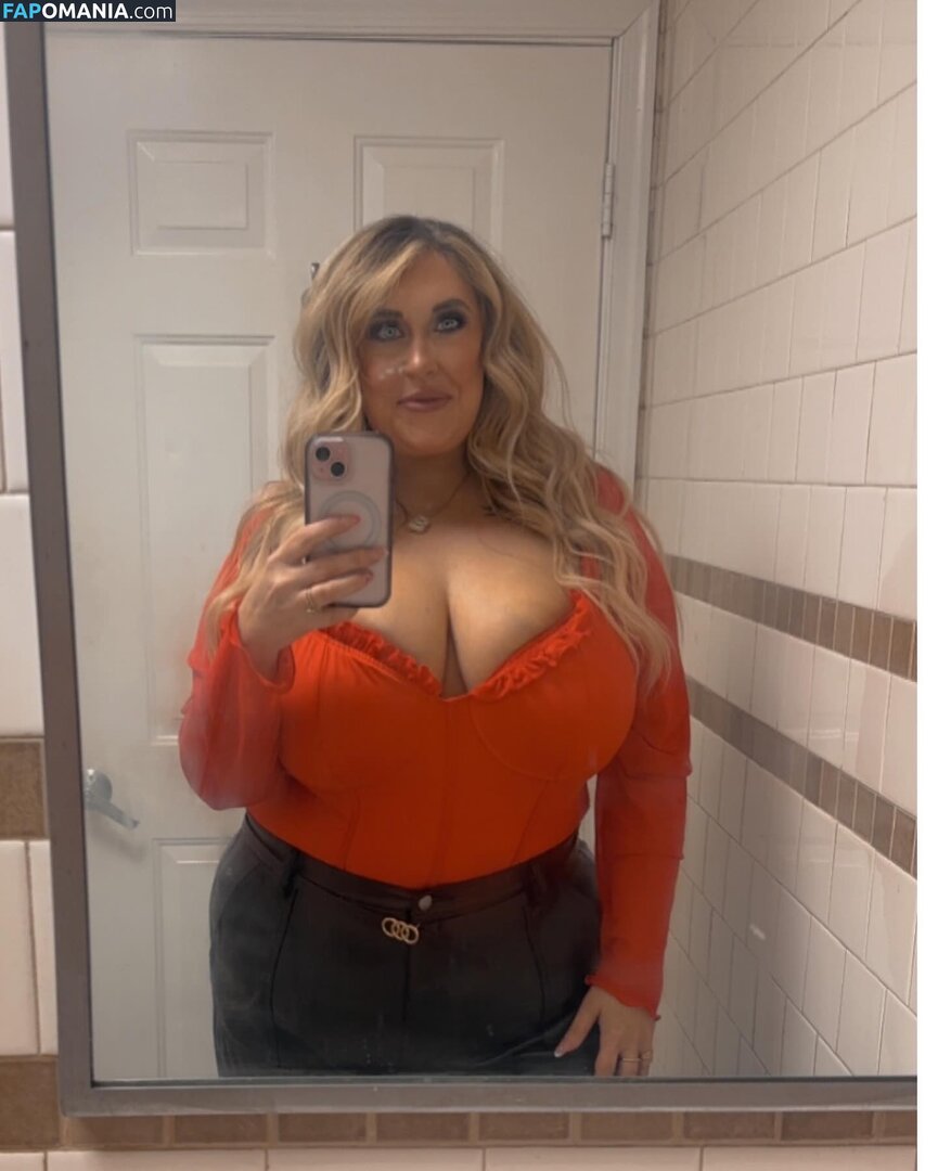 altizer.brittney / https: / queensizebxrbie / wvqueenb / xxlmilfbxrbie Nu OnlyFans  Photo fuitée #1