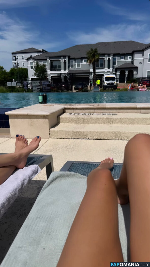 babyg.ig / xbaby.g Nu OnlyFans  Photo fuitée #2