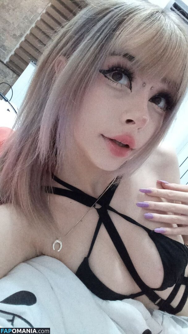 tibisgirlfriend / tibisgirlfriend_ / xenomya / xenomyy Nu OnlyFans  Photo fuitée #13
