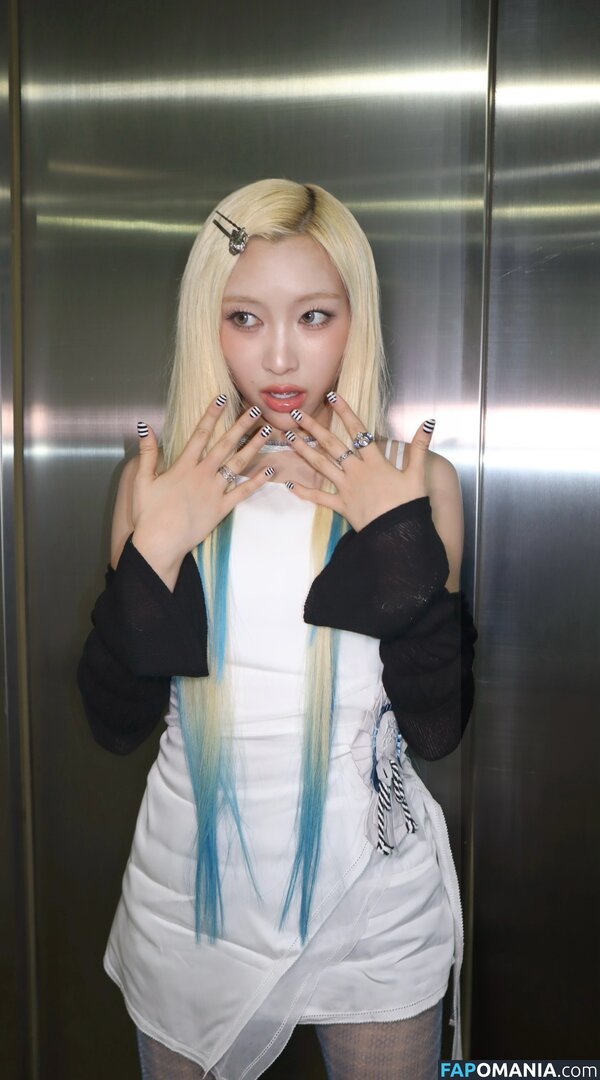 XGOfficial_ / https: / xg / xgofficial Nu OnlyFans  Photo fuitée #43