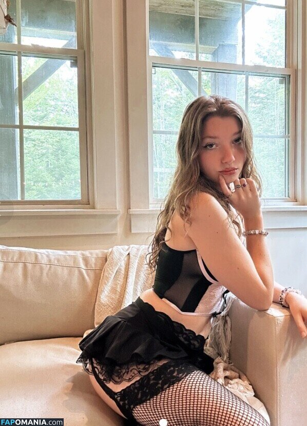 xmadelineo Nu OnlyFans  Photo fuitée #1