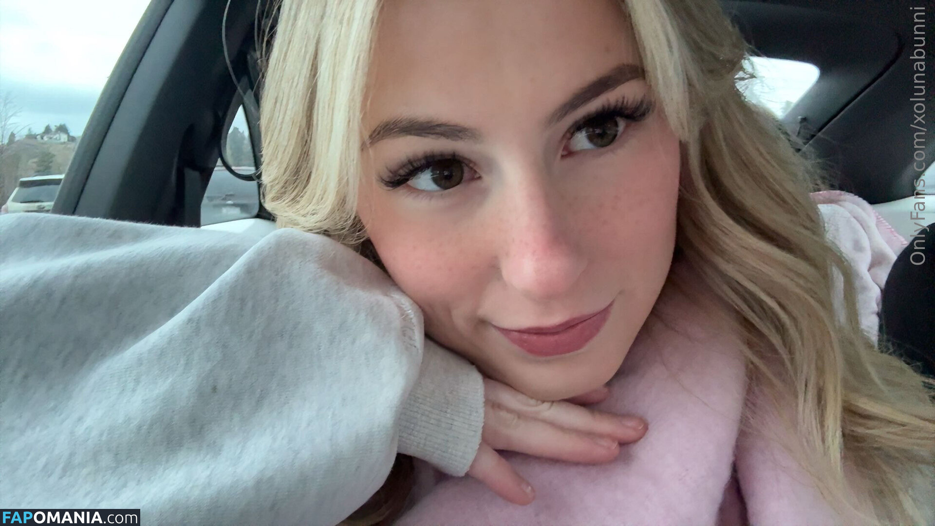 Luna Bunni / xolunabunni Nu OnlyFans  Photo fuitée #4