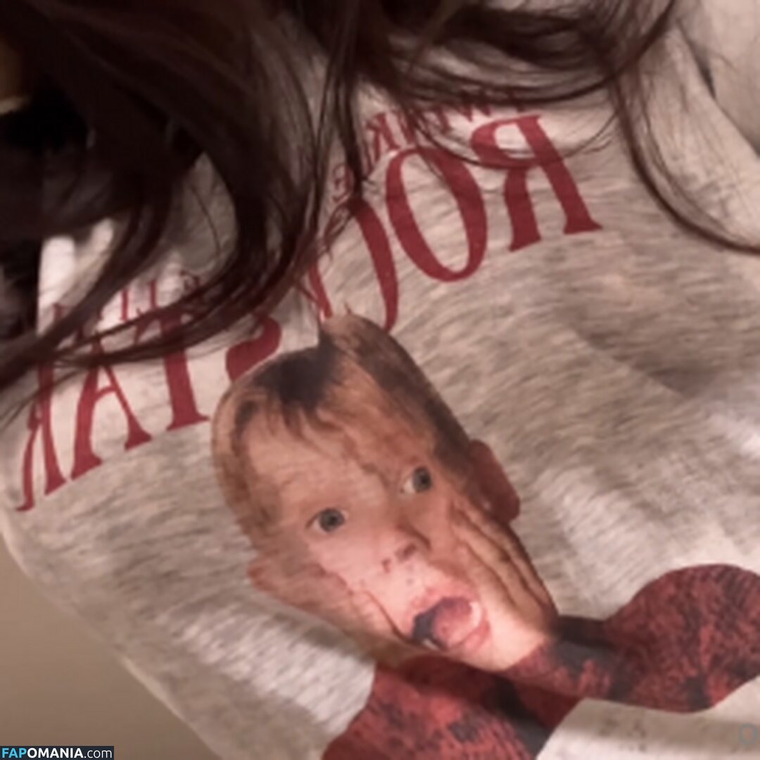 xxapple / xxapple_e Nu OnlyFans  Photo fuitée #958