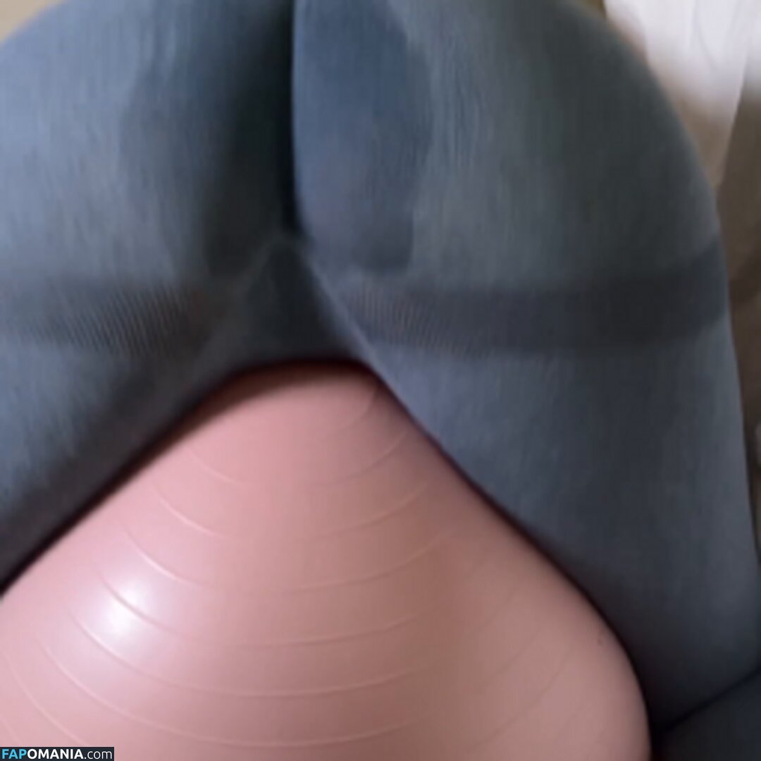 xxapple / xxapple_e Nu OnlyFans  Photo fuitée #963