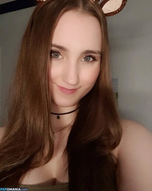 xXlaureliaXx Nu OnlyFans  Photo fuitée #3