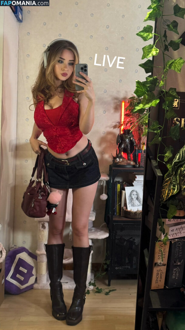 yaboielina Nu OnlyFans  Photo fuitée #284
