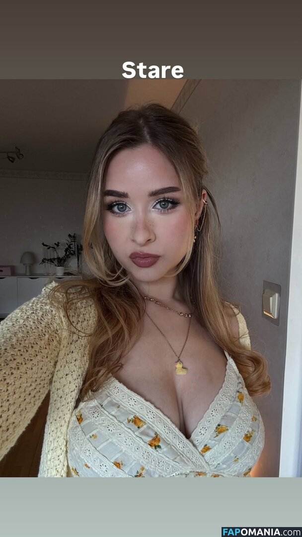 yaboielina Nu OnlyFans  Photo fuitée #294