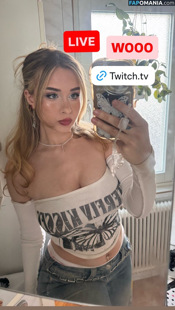 yaboielina Nu OnlyFans  Photo fuitée #336