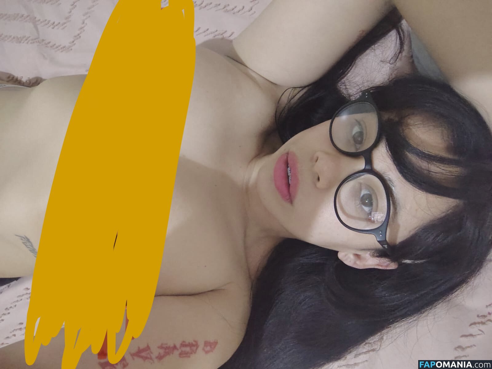 Yad Young / smells_like_yad / yad_young / yadyoung Nu OnlyFans  Photo fuitée #3