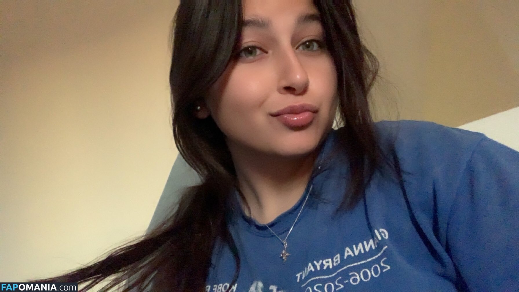 Yagirlsarina24 Nu OnlyFans  Photo fuitée #2