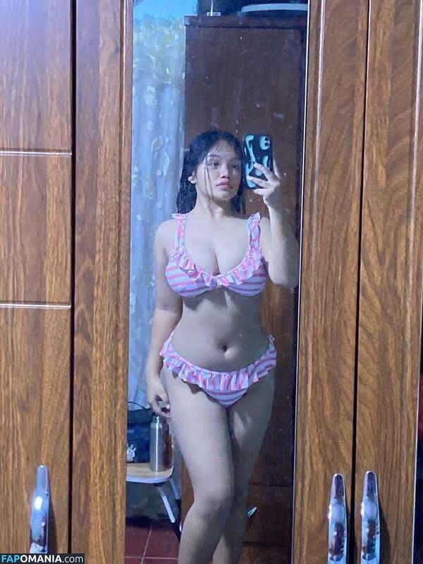 Rhyana mayo / Yana de mesa mayo Nu OnlyFans  Photo fuitée #7