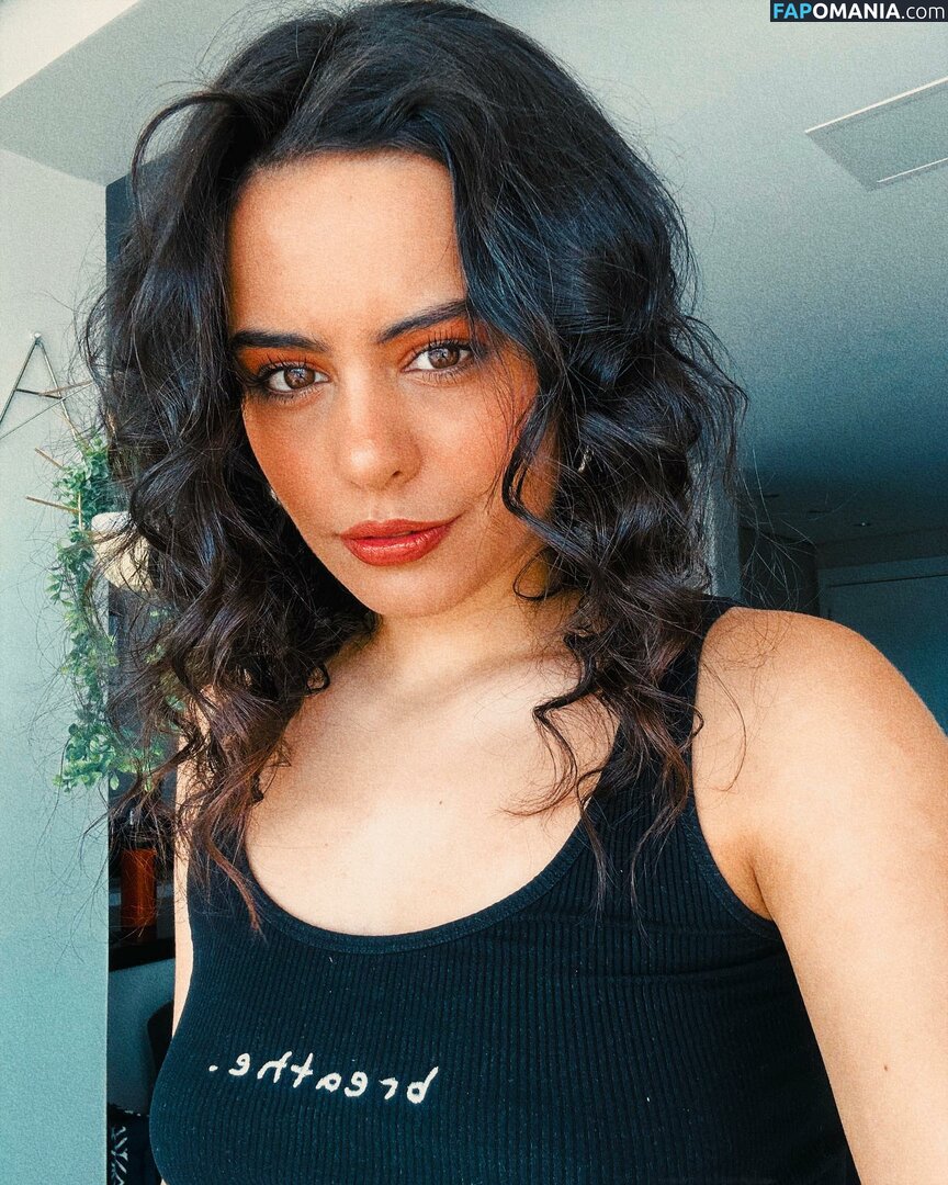 Venus Podcast / Yasmin Ali Yassine / yasyassine Nu OnlyFans  Photo fuitée #40