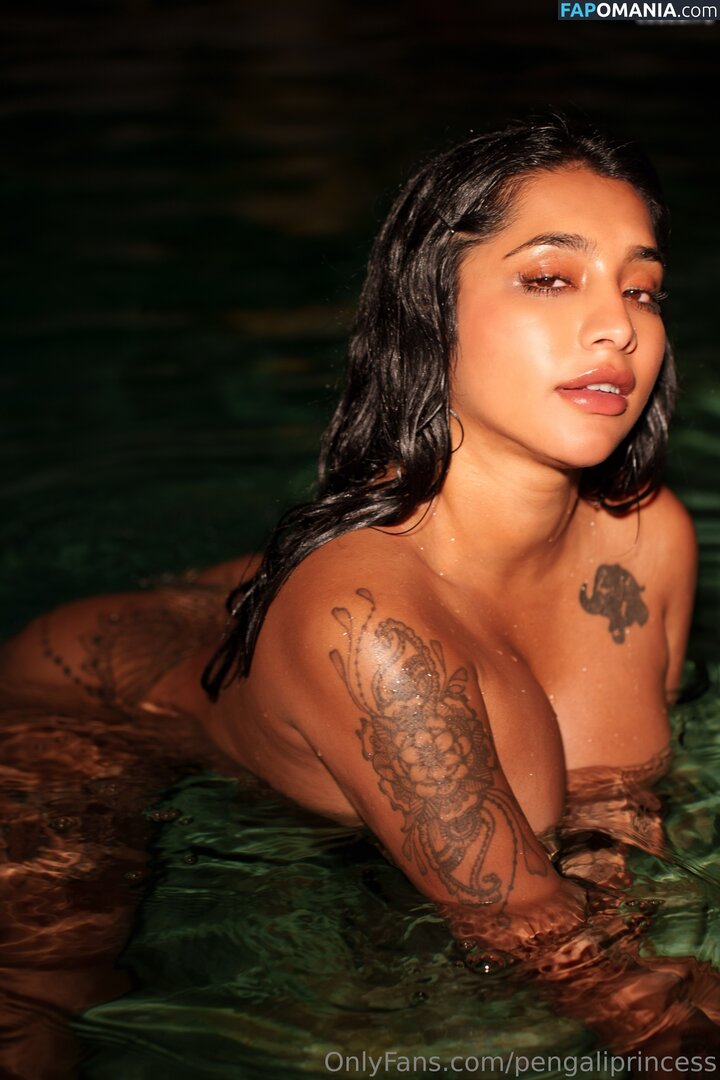 Yasmina Khan Nu OnlyFans  Photo fuitée #11