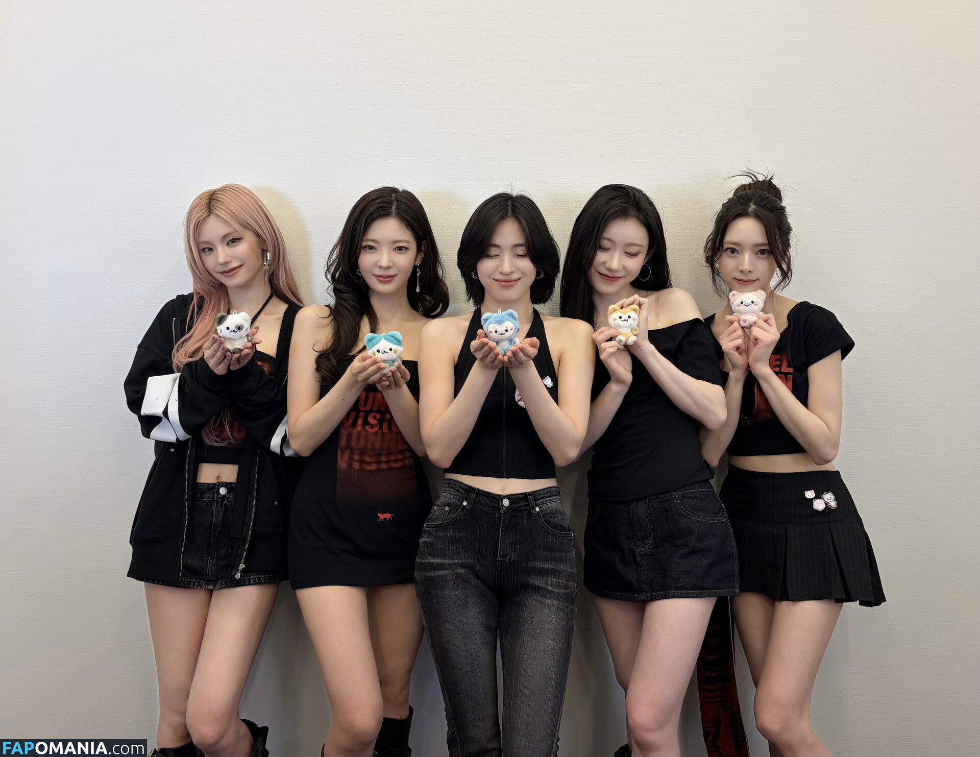 Hwang Ye-ji / ITZY (예지 / Yeji / yezyizhere Nu OnlyFans  Photo fuitée #43