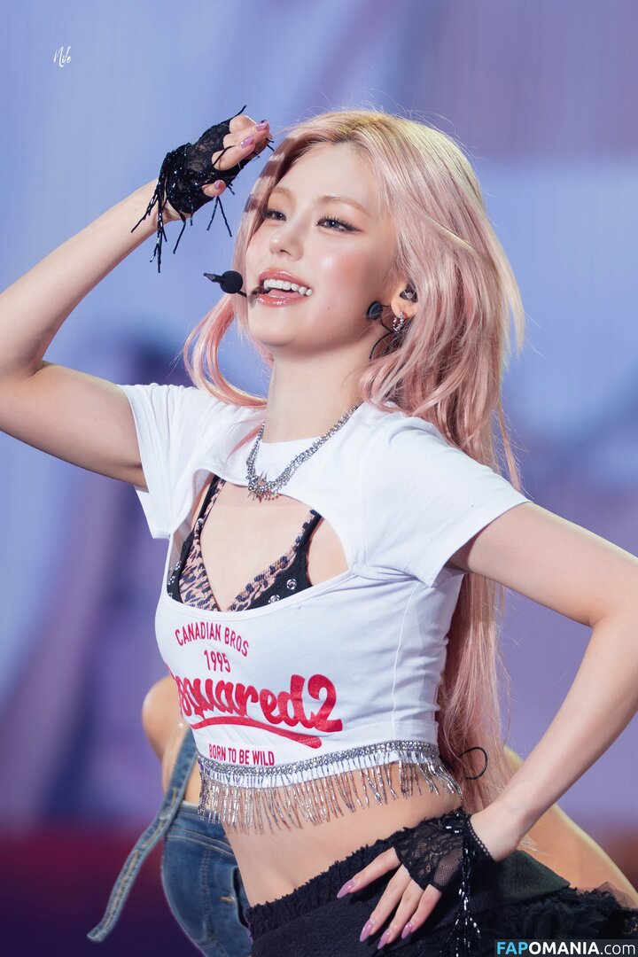 Hwang Ye-ji / ITZY (예지 / Yeji / yezyizhere Nu OnlyFans  Photo fuitée #48