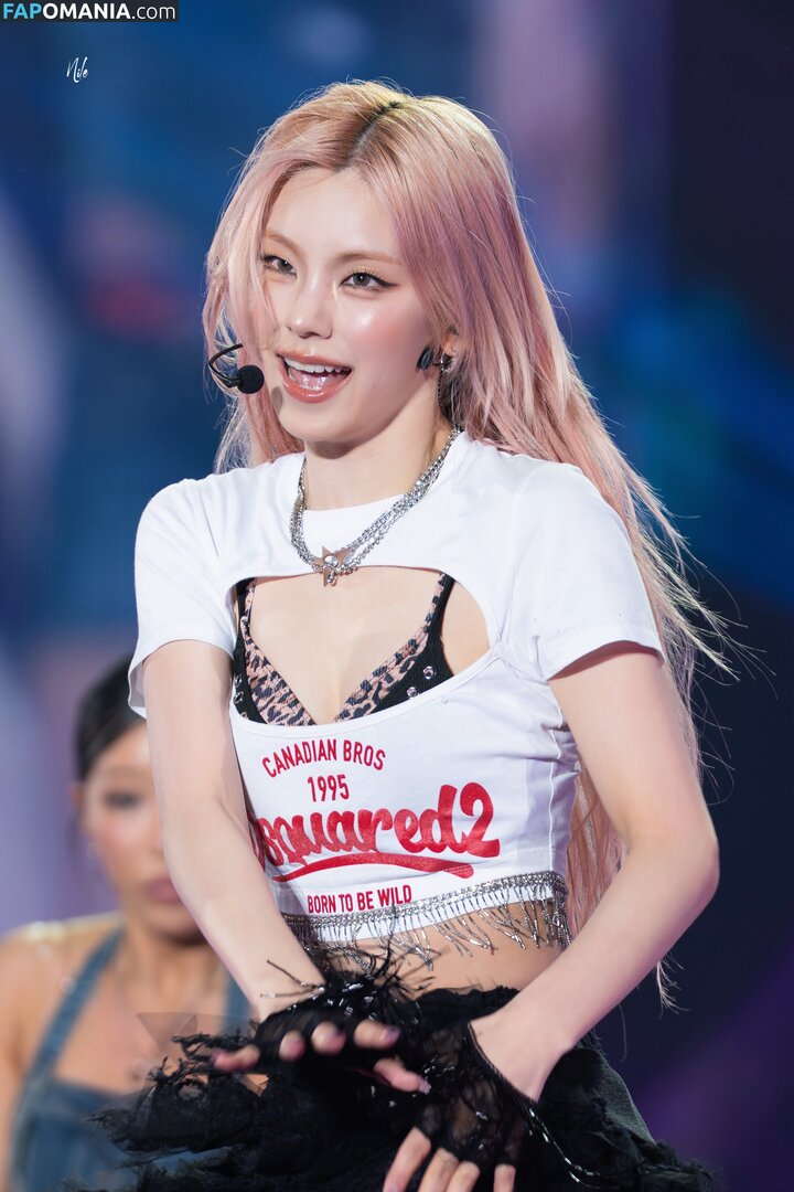 Hwang Ye-ji / ITZY (예지 / Yeji / yezyizhere Nu OnlyFans  Photo fuitée #50