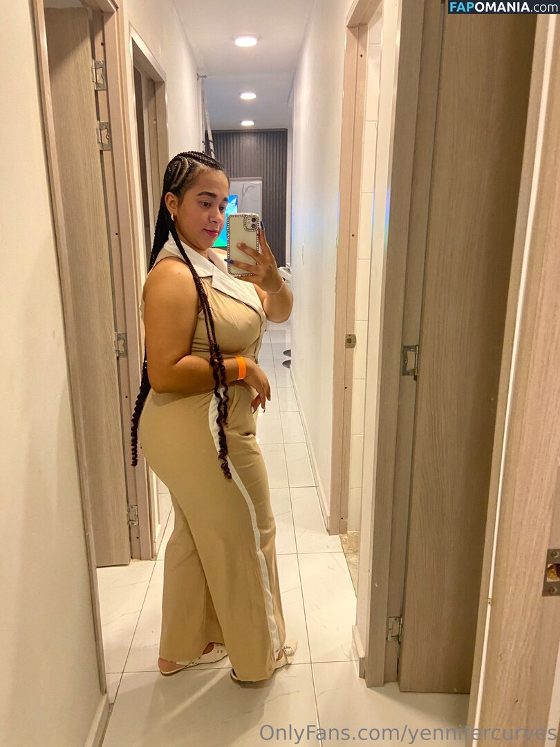 yennifercurves Nu OnlyFans  Photo fuitée #17