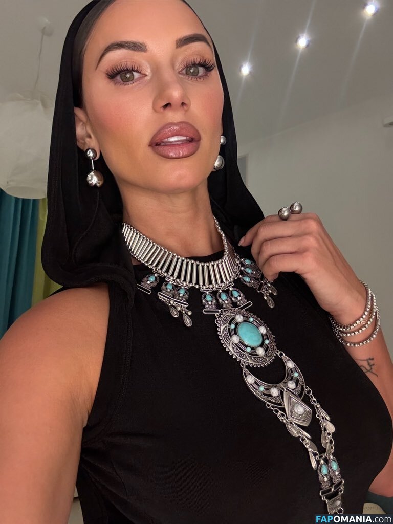 Yesjulz / https: / yesjulztv Nu OnlyFans  Photo fuitée #42