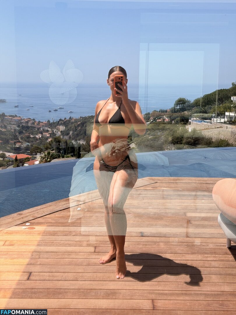 Yesjulz / https: / yesjulztv Nu OnlyFans  Photo fuitée #94