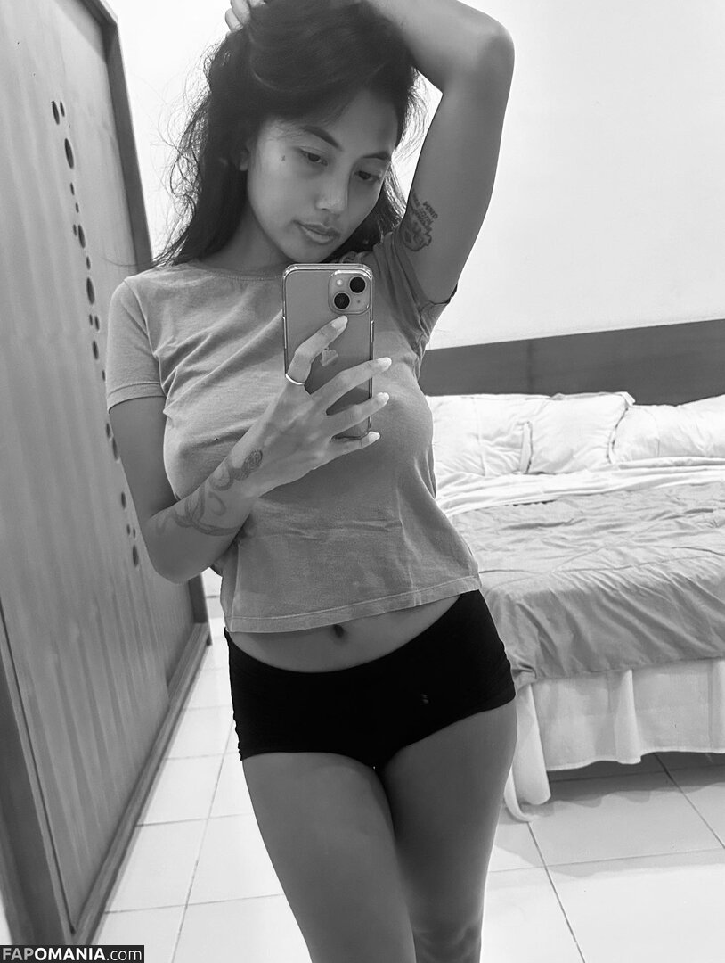 5leepyhead_ / Yeti Kurnia / https: / notp0cahonta5 Nu OnlyFans  Photo fuitée #19