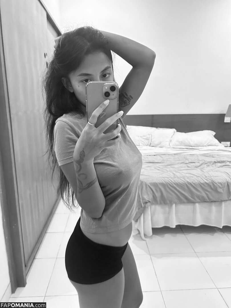 5leepyhead_ / Yeti Kurnia / https: / notp0cahonta5 Nu OnlyFans  Photo fuitée #20