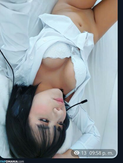 Yeyelizx / Yeyelizxx Nu OnlyFans  Photo fuitée #12