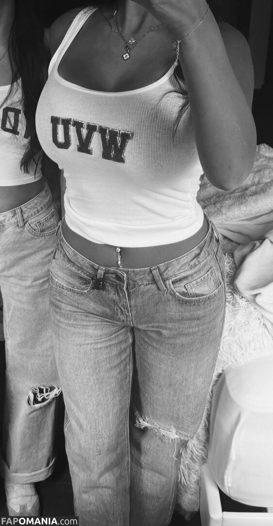 Ygwbt Nu OnlyFans  Photo fuitée #753