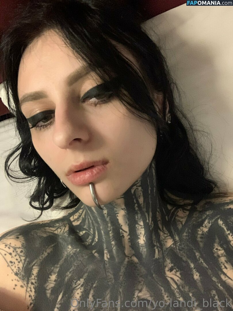 yo-landi_black / zefside.represent Nu OnlyFans  Photo fuitée #16