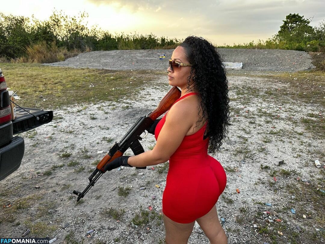 Yoki Sturrup / yokisturrup Nu OnlyFans  Photo fuitée #3