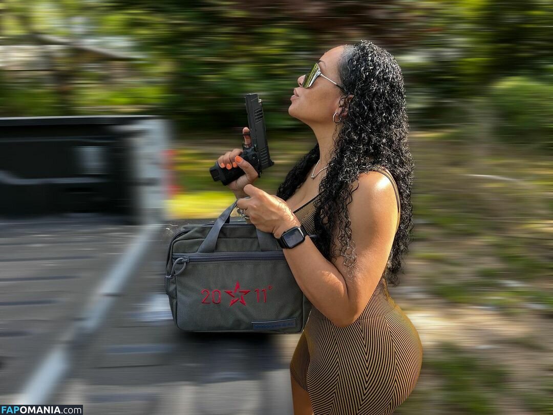 Yoki Sturrup / yokisturrup Nu OnlyFans  Photo fuitée #6