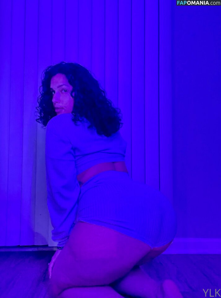 https: / youlovekat / youlovekatof Nu OnlyFans  Photo fuitée #13