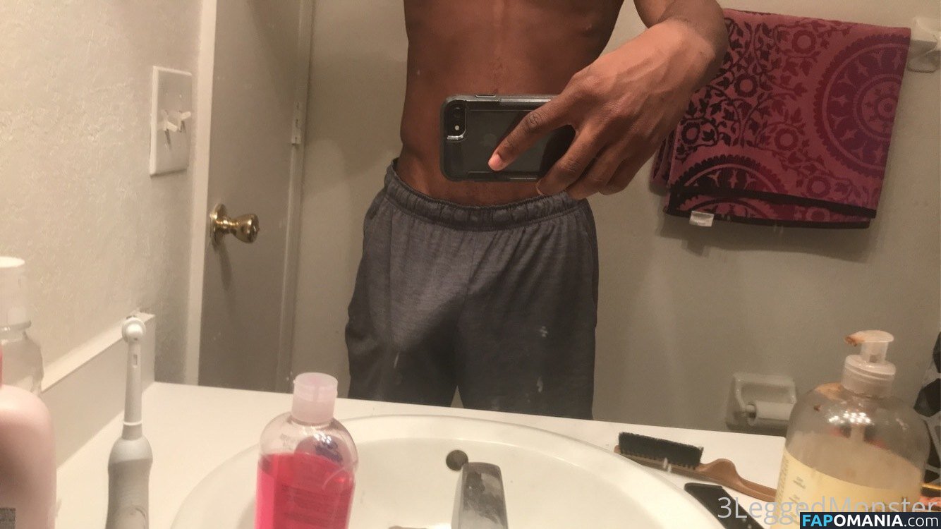 hoodtrophy032 / youngbull98x Nu OnlyFans  Photo fuitée #17