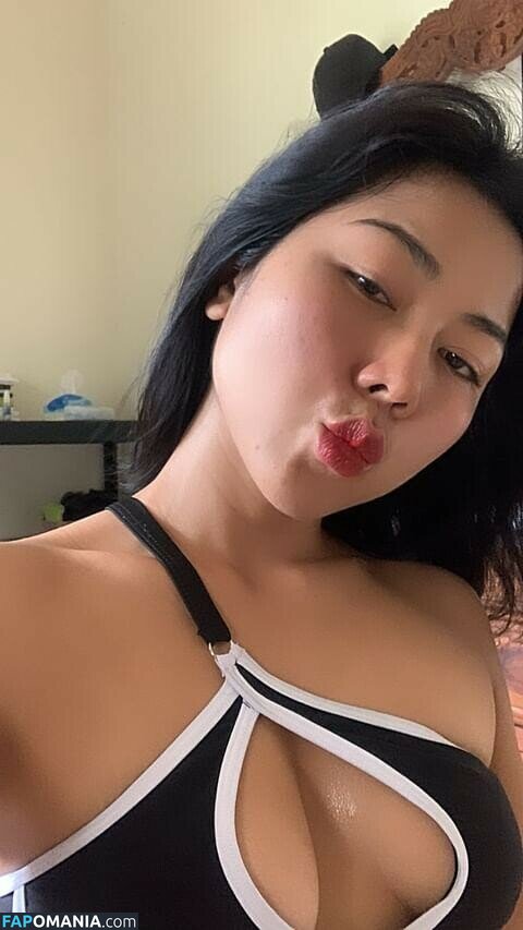 Made Rusmi / https: / rosemery01_ / yourbabby15 Nu OnlyFans  Photo fuitée #4