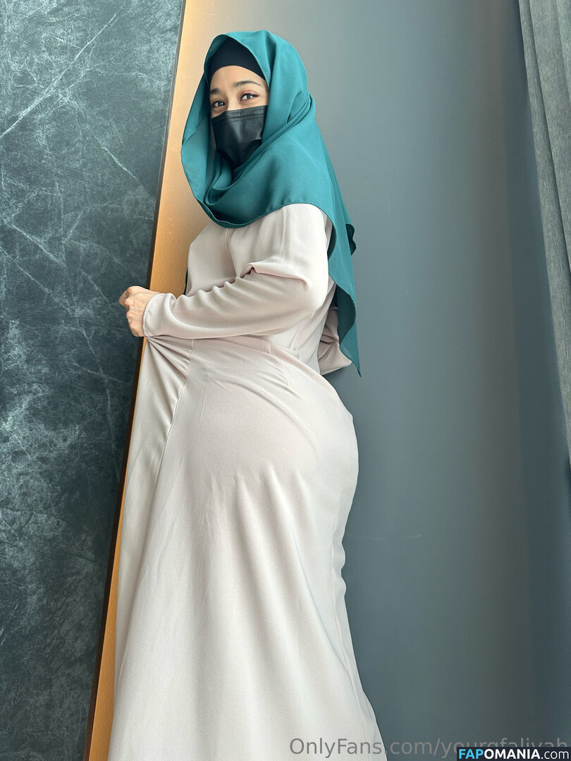 yofavvniyaa / yourgfaliyah Nu OnlyFans  Photo fuitée #35