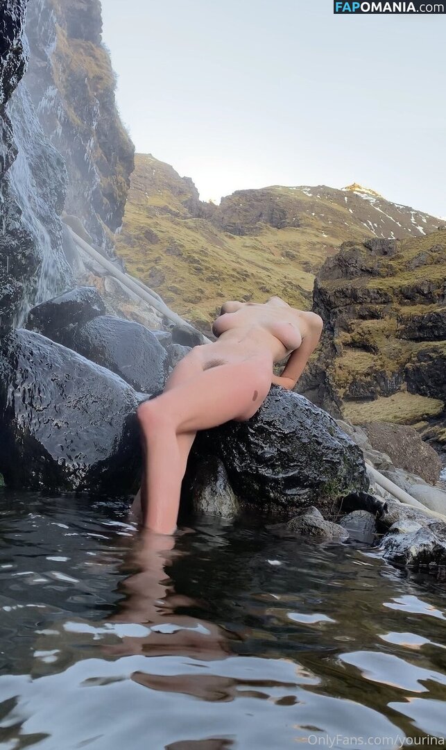 Yourina / https: / you.rina / you.rinka Nu OnlyFans  Photo fuitée #390