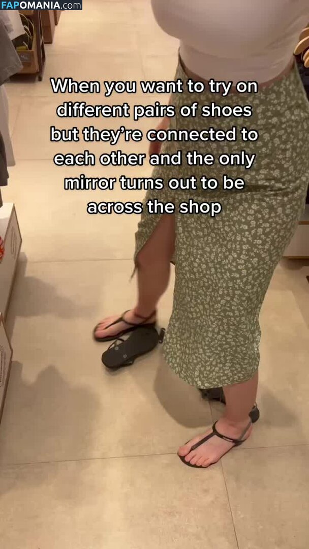 Yourina / https: / you.rina / you.rinka Nu OnlyFans  Photo fuitée #419