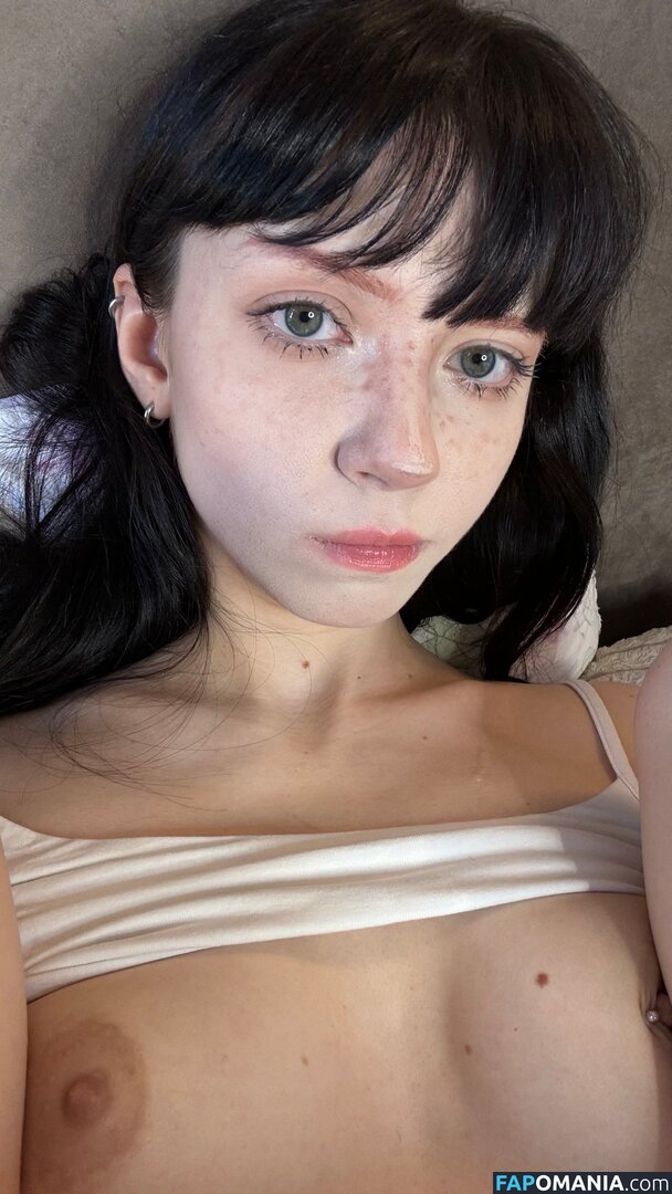 YourSmallDoll / yourteeendoll Nu OnlyFans  Photo fuitée #402