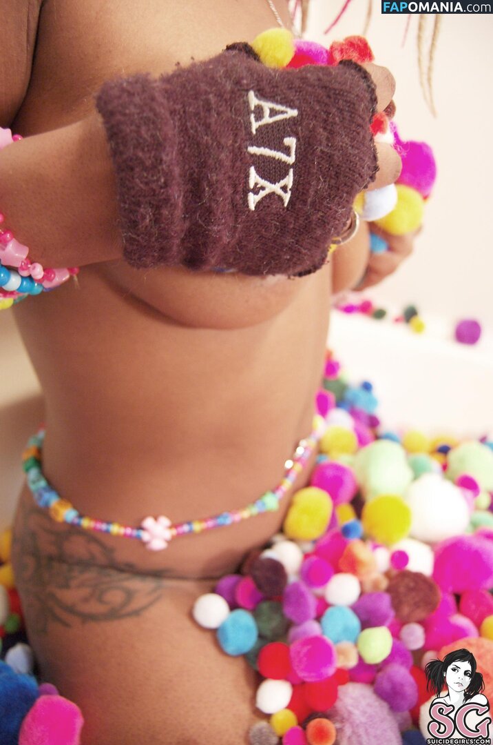 Yoyo / soyoyo / yoyofearless Nu OnlyFans  Photo fuitée #4